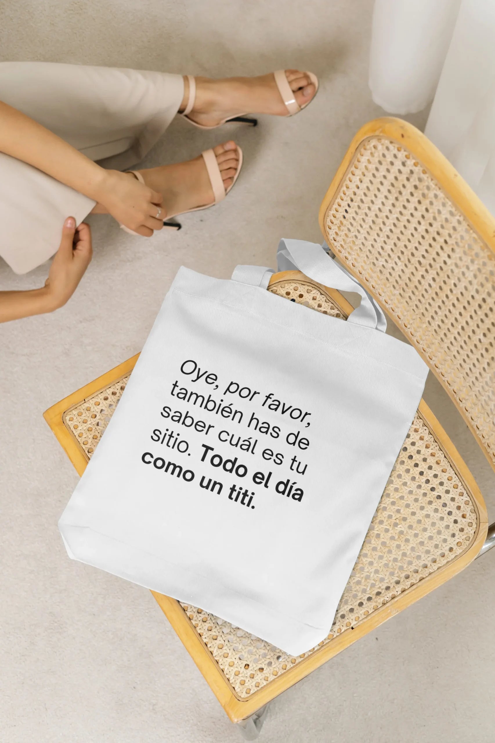 Totebag Noemí Argüelles: tienes que saber cuál es tu sitio